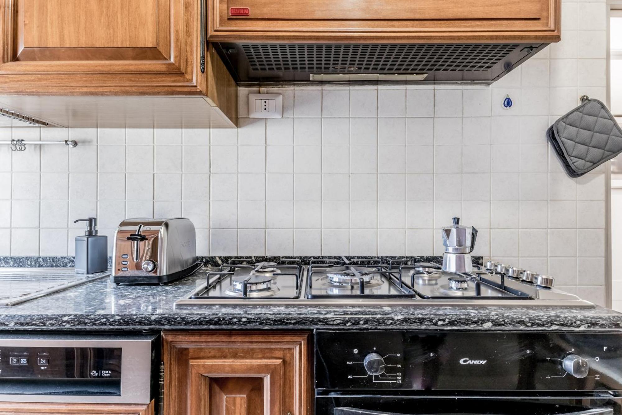 Garbatella Elegant Apartment Rome Exterior photo